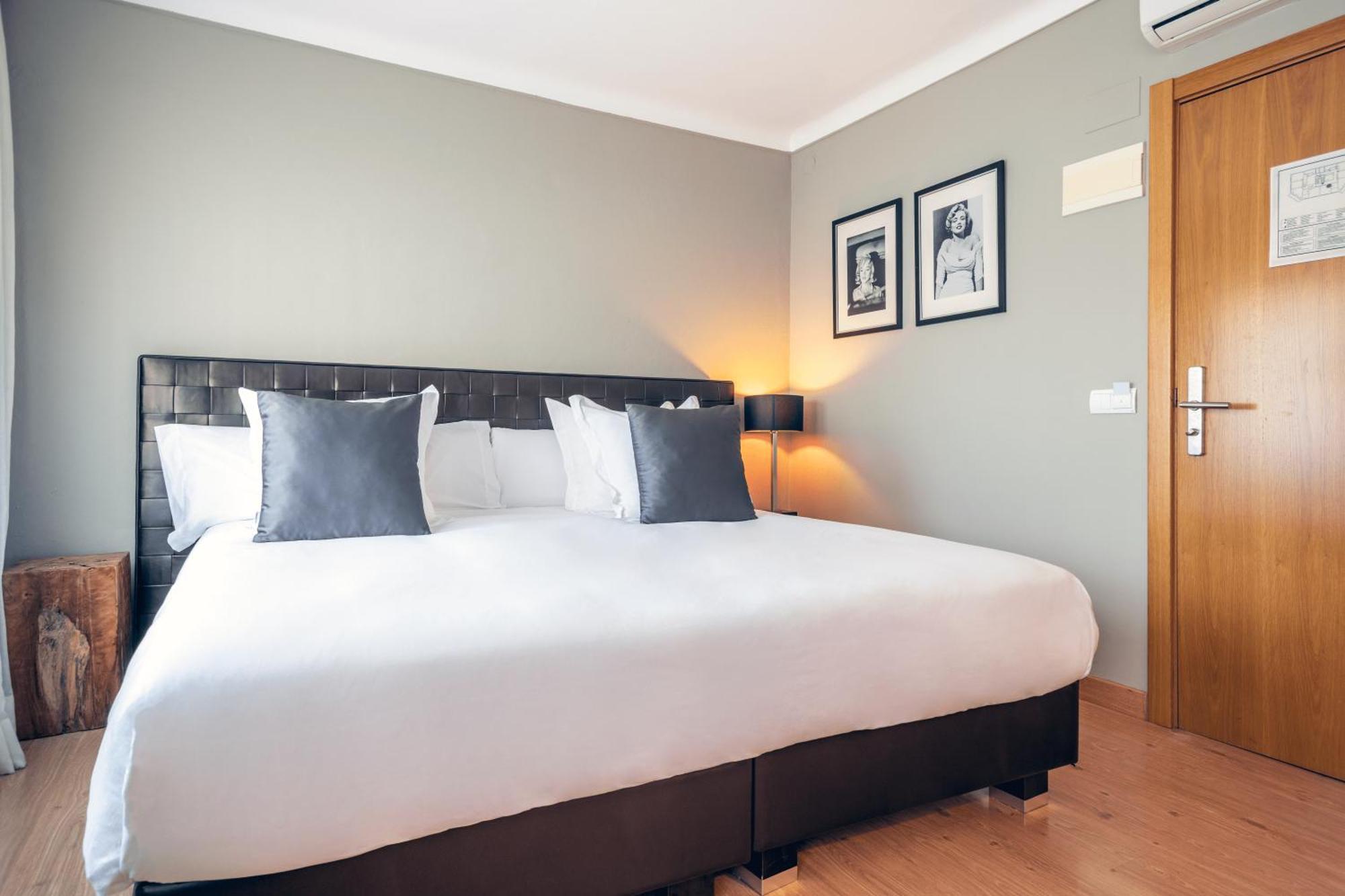 Hostal Parque Ibiza Номер фото