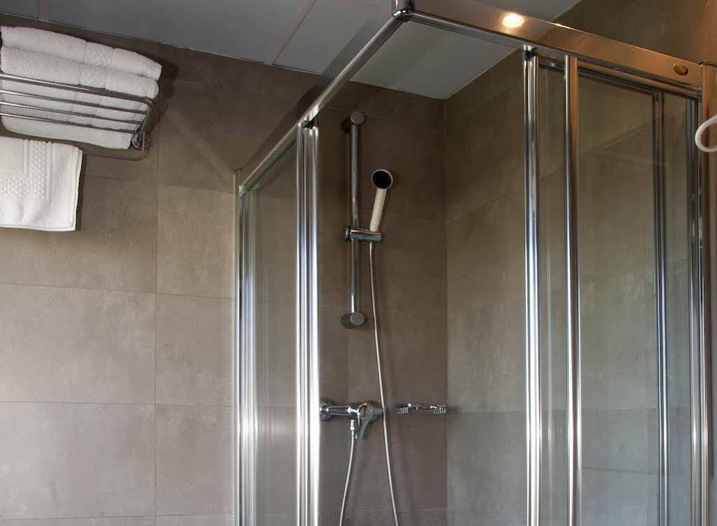 Hostal Parque Ibiza Екстер'єр фото